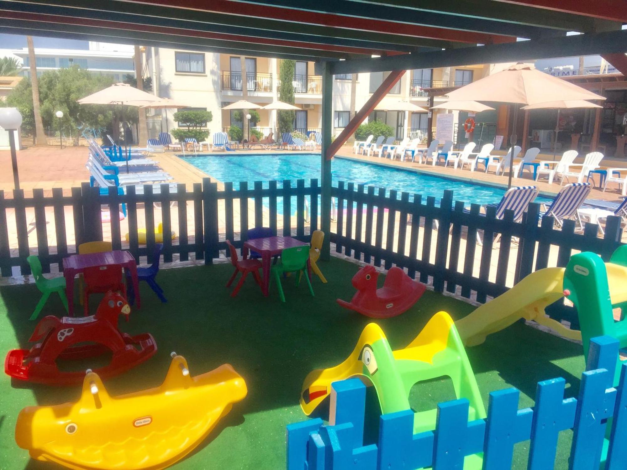 איה נאפה Carina Hotel Apartments מראה חיצוני תמונה